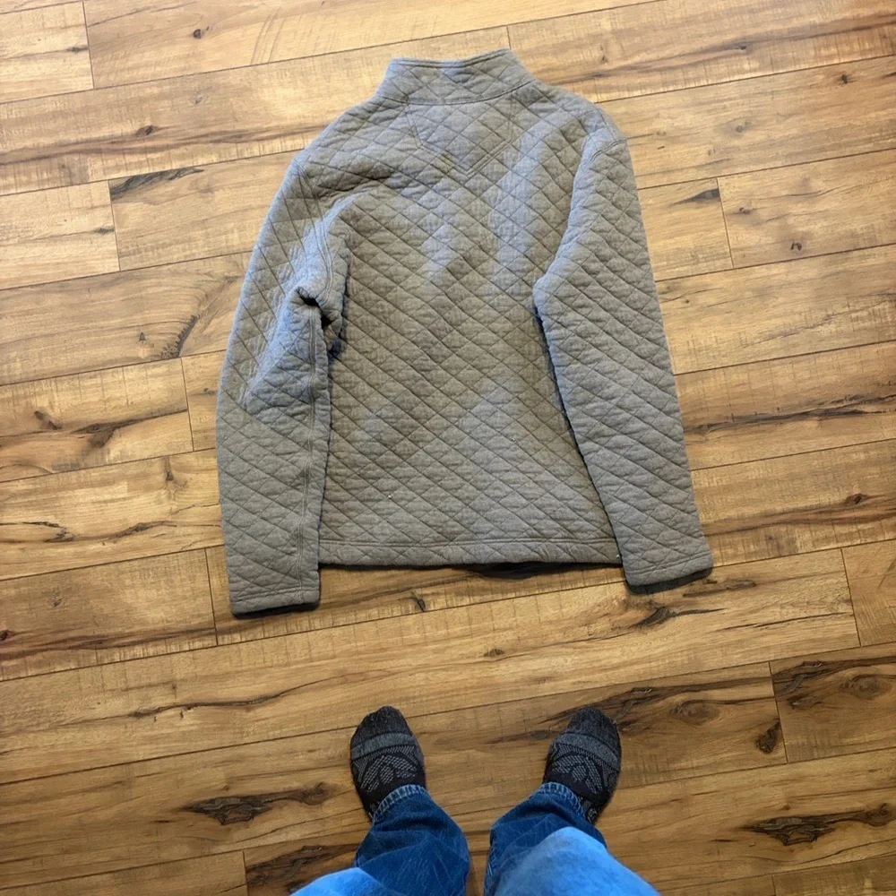 Eddie Bauer Quilted Gray Pullover